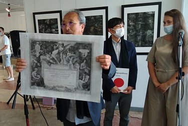 В Оренбурге работает фотовыставка художников Японии